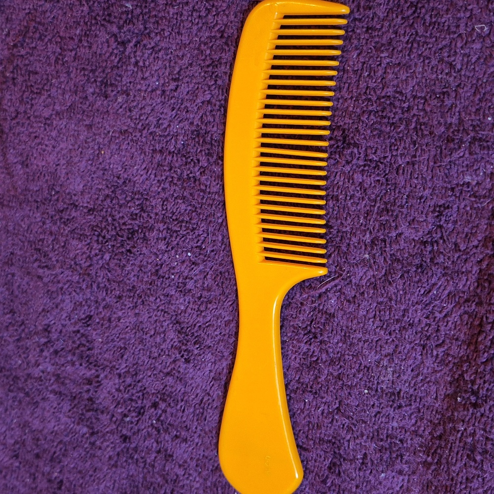 Orange Garfield Kids Comb and Brush Set 1978 Collectors Item - Picture 7 of 9
